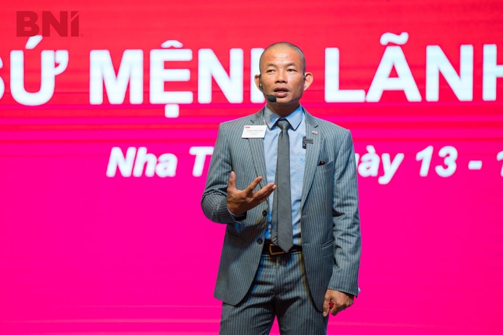 Phạm thành long