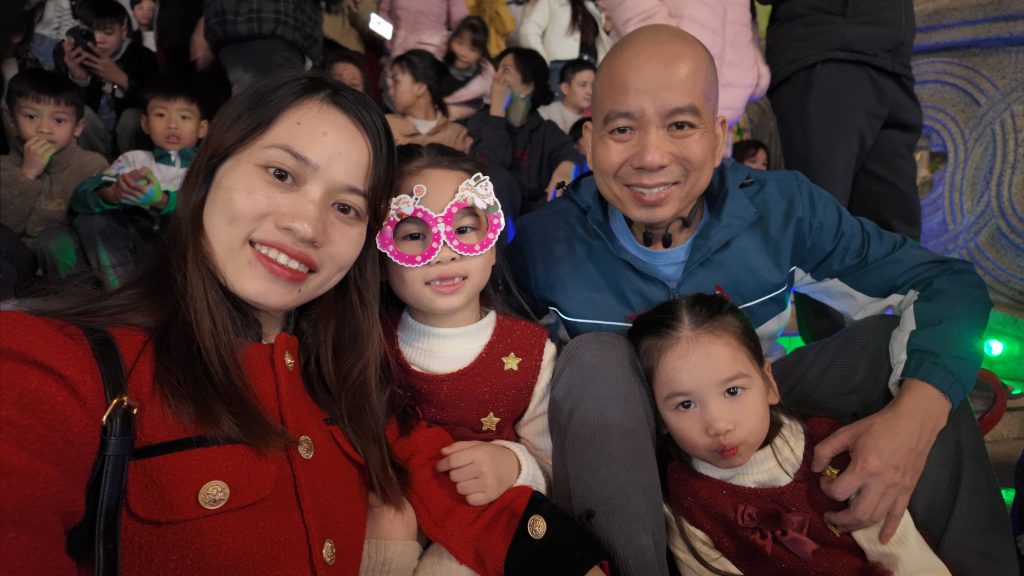 Vừa là bác sĩ và vừa là người cha vĩ đại của gia đình