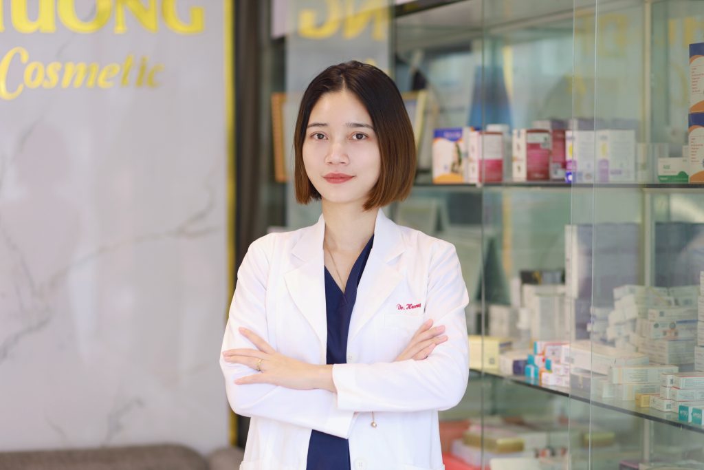 Bác sĩ da liễu Nguyễn Hương 