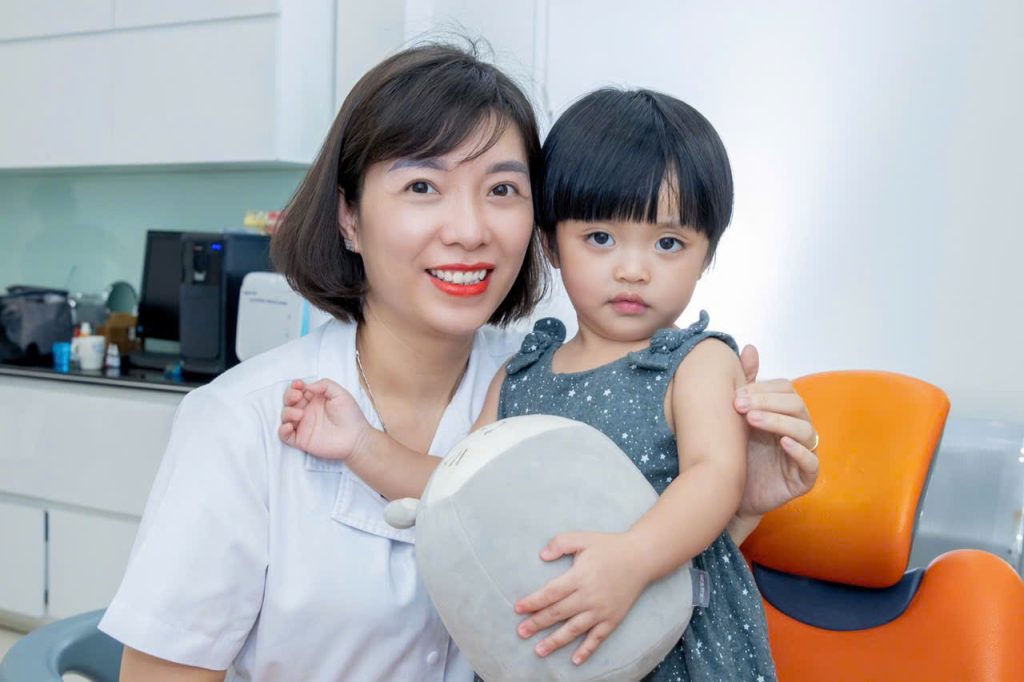 Bác sĩ Lê Thị Yến - hành trình đến với nha khoa 